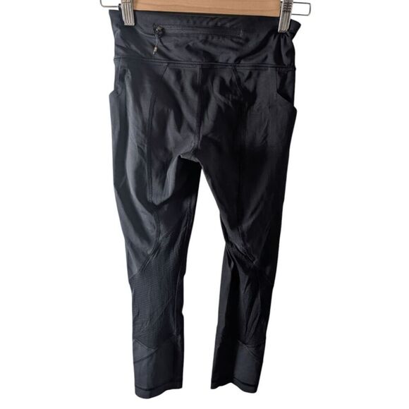 LULULEMON ATHLETICA Pace Rival Crop "Full-On Luxtreme 22' In Black Size 2 - Picture 6 of 8